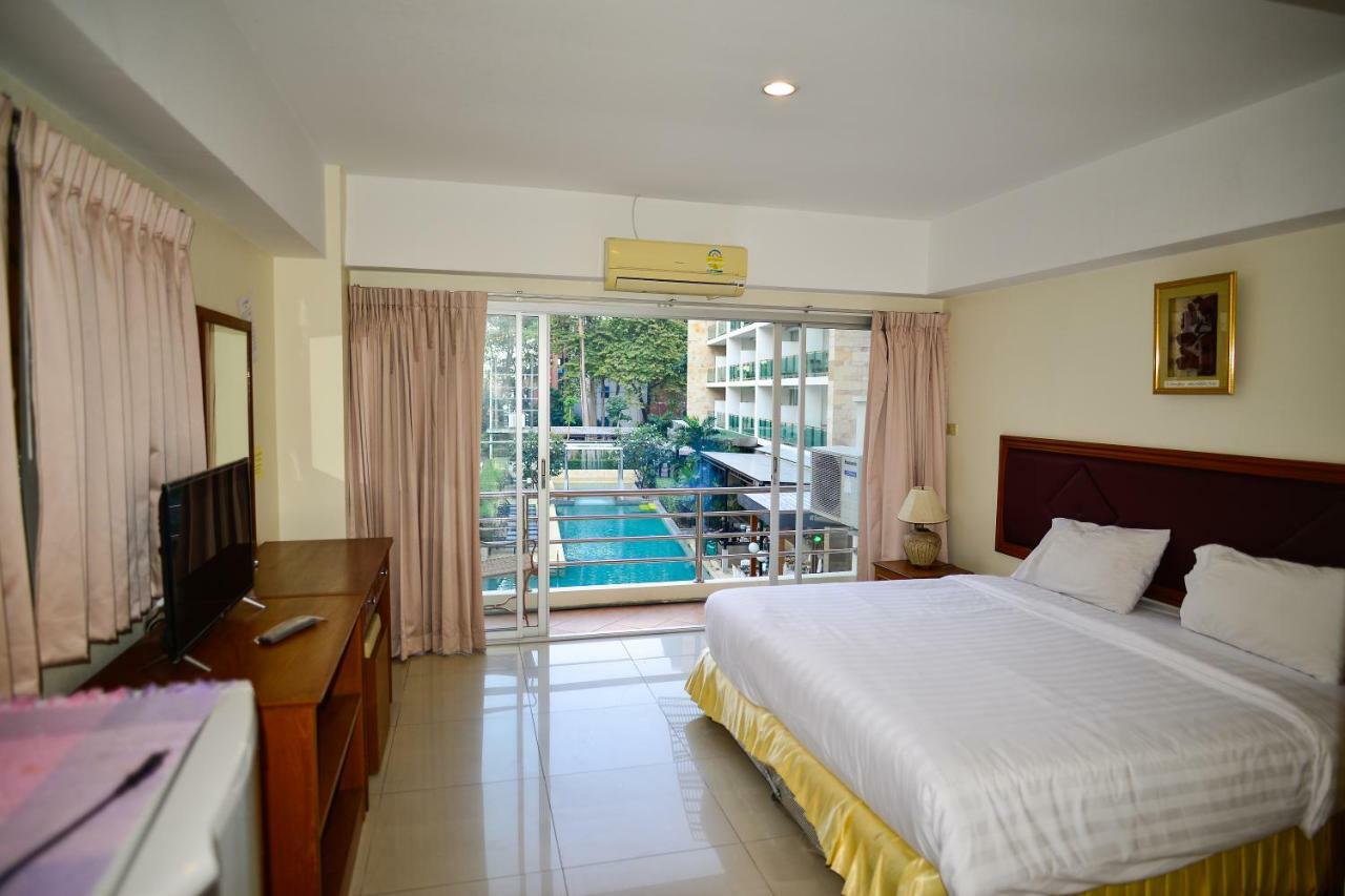 Rajadhani Hotel Pattaya Extérieur photo