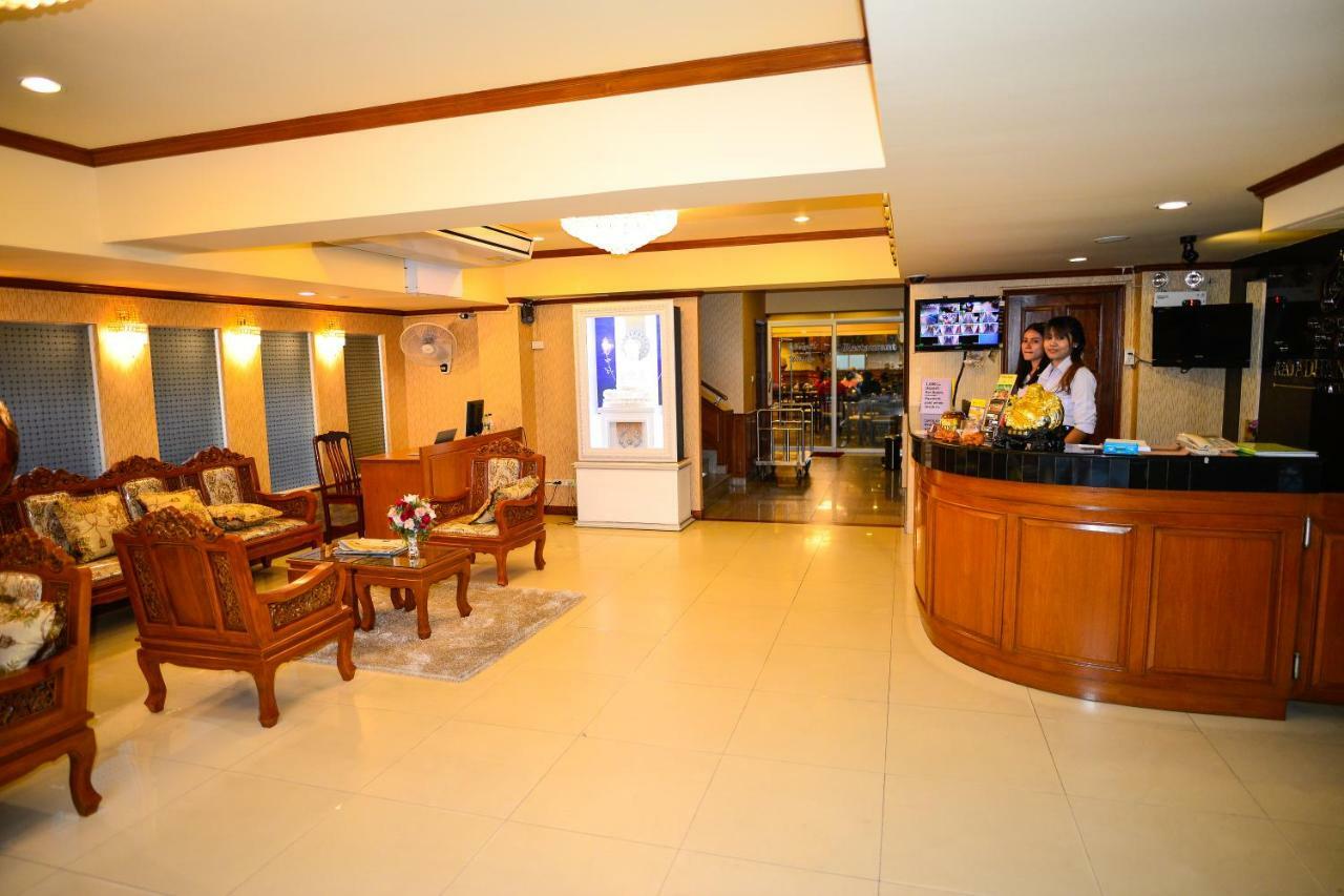 Rajadhani Hotel Pattaya Extérieur photo